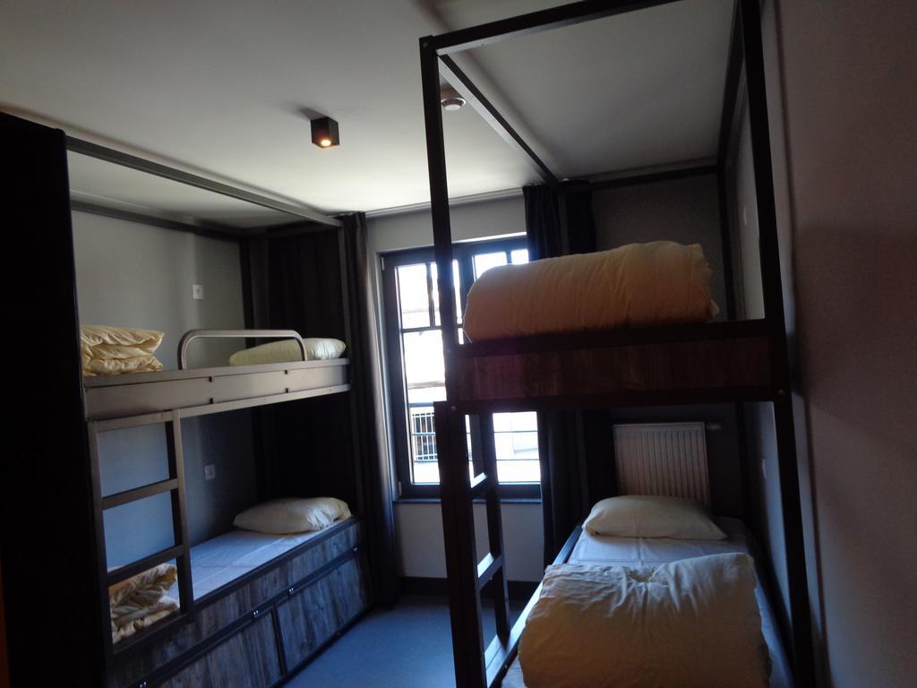 Bett im gemischten Schlafsaal mit 4 Betten